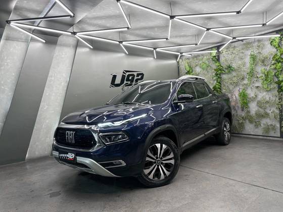 FIAT TORO 2.0 16V TURBO DIESEL VOLCANO 4WD AT9 FIAT TORO 2.0 16V TURBO DIESEL VOLCANO 4WD AT9